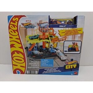 Hot Wheels City Downtown Express Car Wash Playset